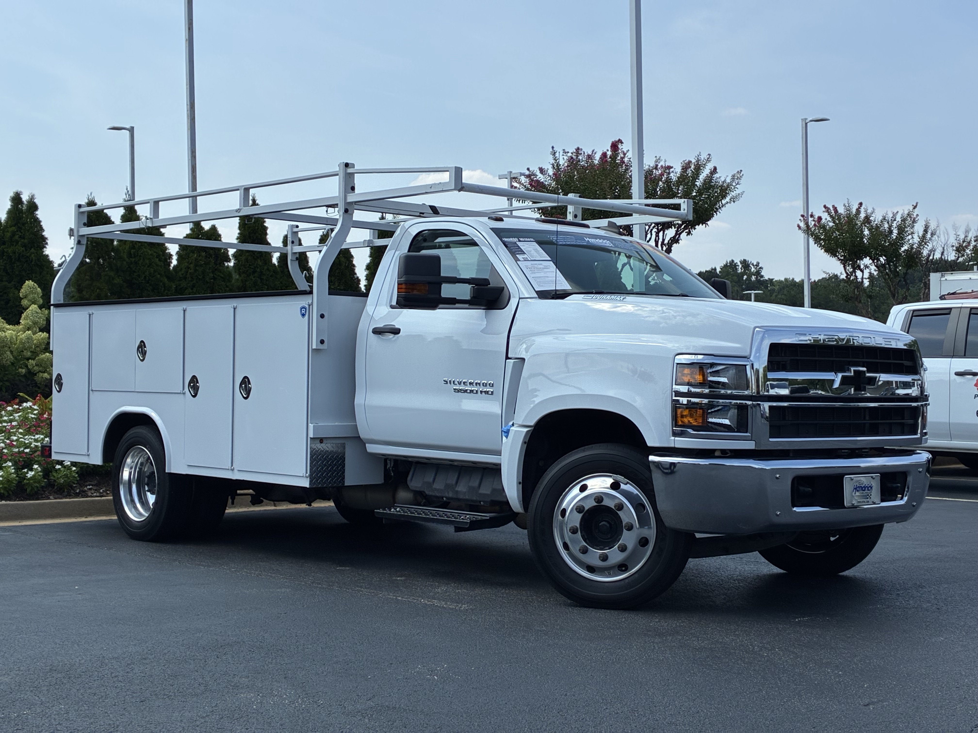 chevrolet silverado 4500 medium duty chassis cab 2023 1HTKHPVK0PH535395 image chevrolet silverado 4500 medium duty chassis cab 2023 1HTKHPVK0PH535395 image